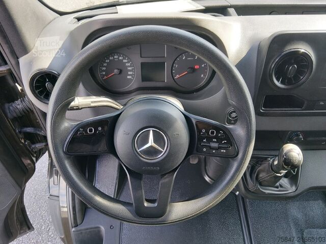 Zatvorena prikolica, visoka i duga Mercedes-Benz Sprinter 311 CDI L3H2 Kamera