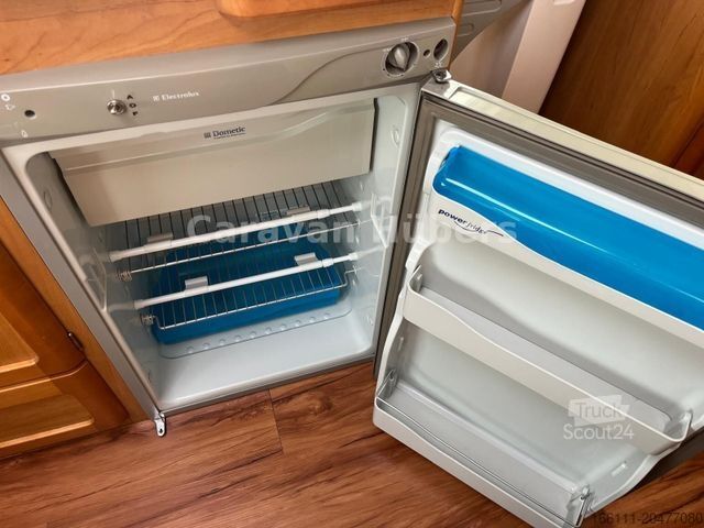 Camping-car semi-intégré RAPIDO T 741 F - Festbett - Klima - - Solar