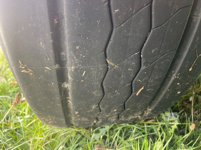 Open semitrailer with tarp SCHWARZMÜLLER J-Serie - CodeXL-9.5-Getränke