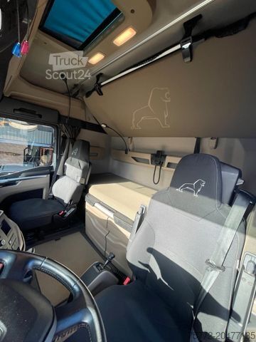 Hazardous materials truck MAN TGX XLX 18.510 4x2 BL SA - ADR - TOP ZUSTAND!