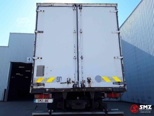 Caja cerrada Renault Premium 370