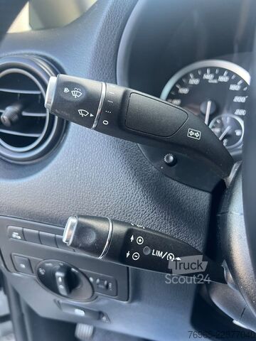 Панелен ван MERCEDES-BENZ Vito 114 LANG KLIMA TEMPOMAT AHK WERKZEUGSCHRÄNK