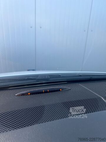Панелен ван MERCEDES-BENZ Vito 114 LANG KLIMA TEMPOMAT AHK WERKZEUGSCHRÄNK