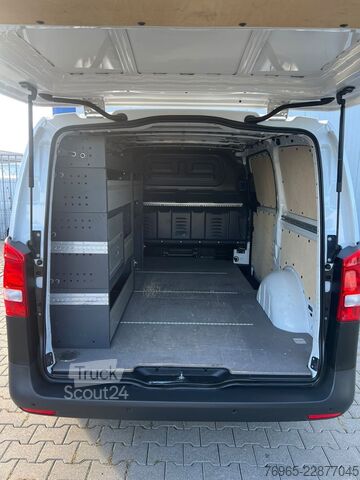 Dobozos furgon MERCEDES-BENZ Vito 114 LANG KLIMA TEMPOMAT WERKZEUGSCHRÄNK