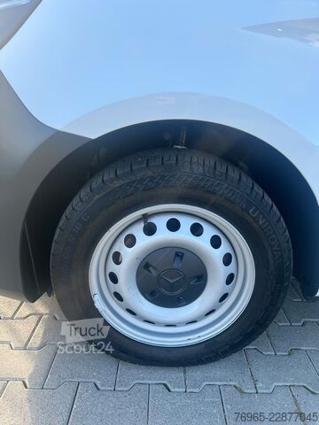 Dobozos furgon MERCEDES-BENZ Vito 114 LANG KLIMA TEMPOMAT WERKZEUGSCHRÄNK
