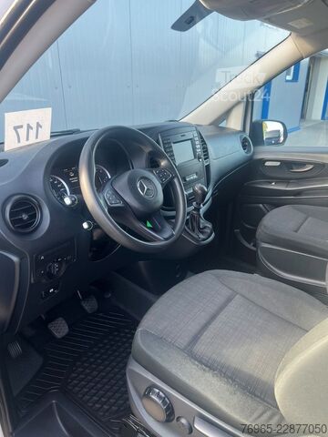 Панелен ван MERCEDES-BENZ Vito 114 LANG KLIMA TEMPOMAT AHK WERKZEUGSCHRÄNK