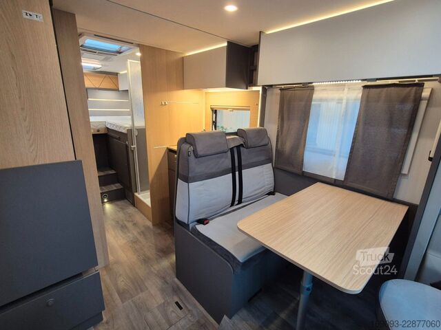 Félintegrált lakóautó LMC Tourer Lift H730G *Automatik*Klimaanlage*Radio