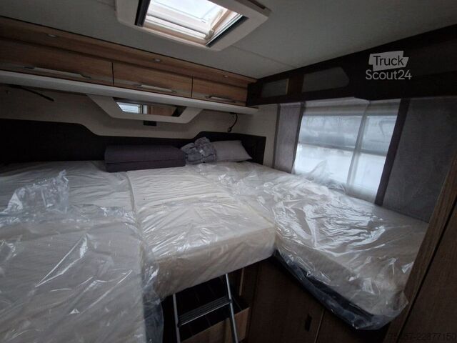 Polointegrovaný karavan KNAUS Sky Ti PLATINUM SELECTION 650 MEG Solar, Markise