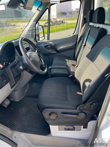 Kovček Mercedes-Benz Sprinter 316CDI Box truck w/ Lift. 115,000 km.