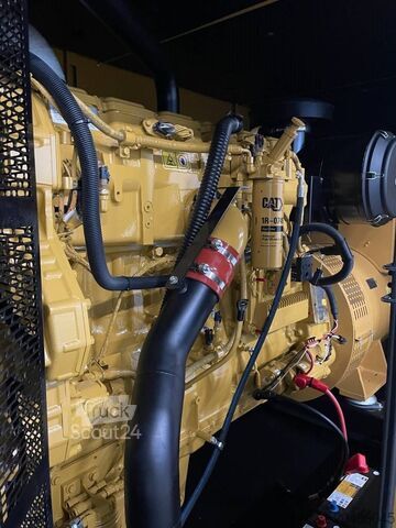 Agregado Caterpillar DE715GC - 715 kVA Stand-by Generator - DPX-18224