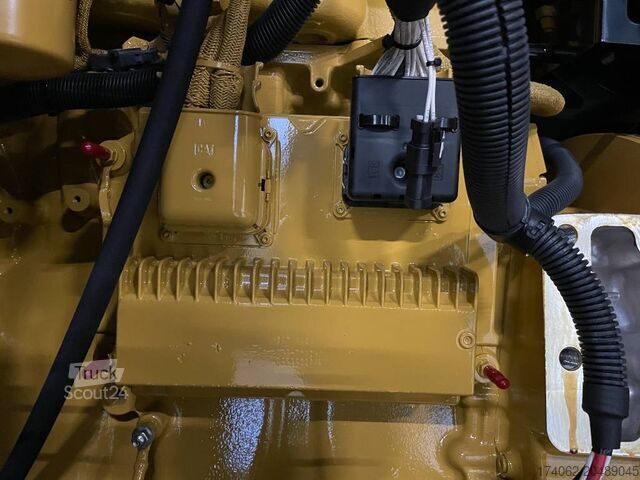 Agregado Caterpillar DE715GC - 715 kVA Stand-by Generator - DPX-18224