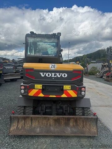 Kolesni bager Volvo EW 60 E