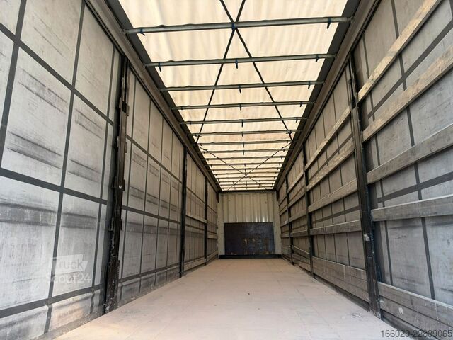 Semirremolque abierto con toldo KRONE Schiebeplanen Auflieger mit Liftachse