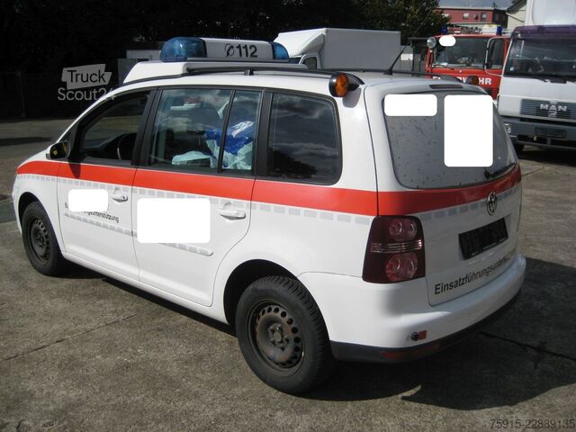 Požiarnické auto VW Touran 2,0 TDI Einsatzfahrzeug Strobel *TÜV NEU*