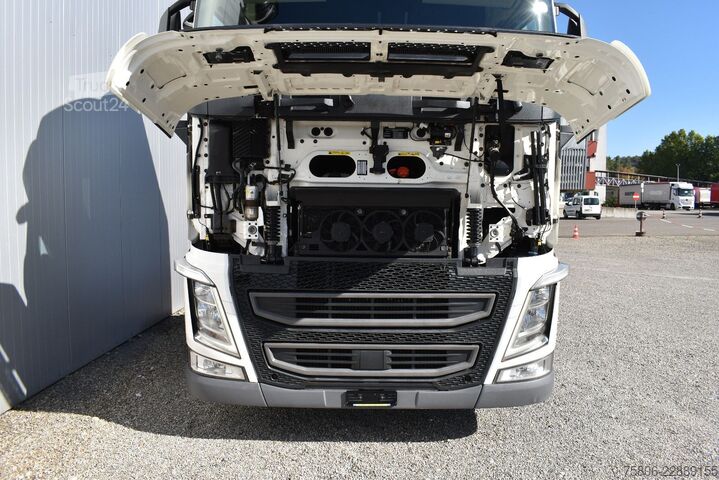 Caminhão com carroçaria intercambiável VOLVO FH-460 6x2 BDF AHK