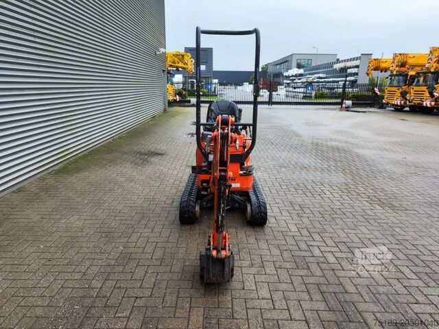 Mini excavator Kubota U10-3