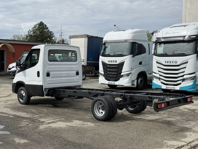 Chassis de carrinha Iveco DAILY 35-180