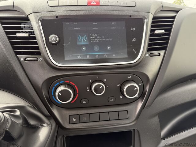 Chassis de carrinha Iveco DAILY 35-180