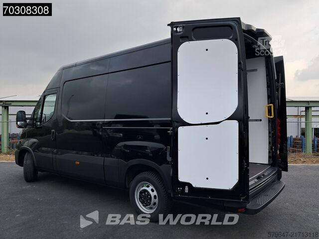 Stasjonsvogn med høyt tak Iveco Daily 35S18 Neu! 3.0L Automatik 180PS L2H2 ACC ...