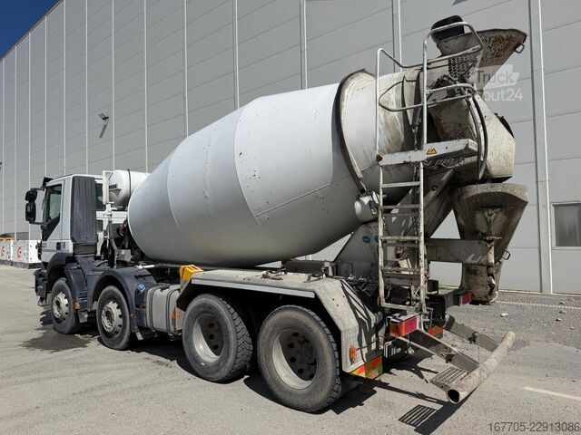 Autobetoniere IVECO TRAKKER 400