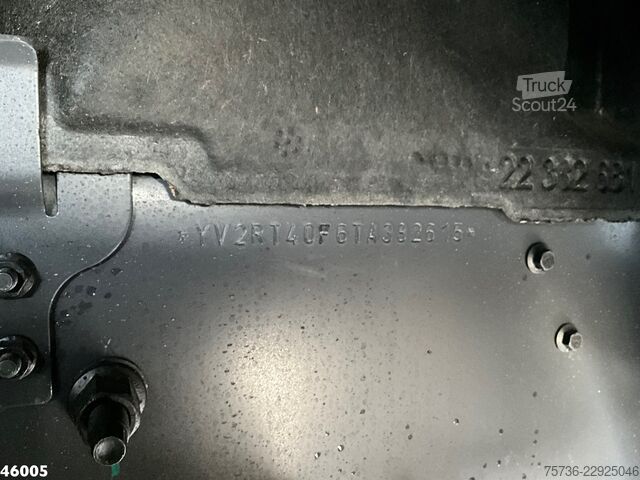 Nosturiauto Volvo FH 500 Euro 6 8x2 HMF 95 Tonmeter laadkraan + F...