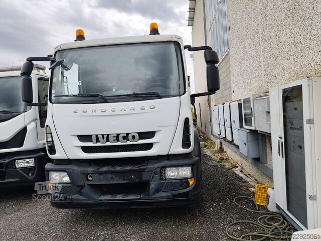 камион с кран Iveco EuroCargo 180E25K
