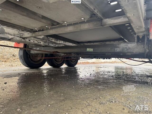 Brian James automobilių priekaba Brian James car trailer