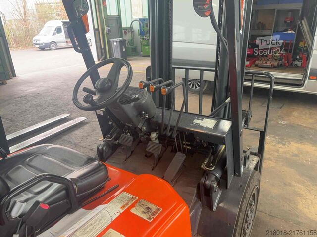 Crawler excavator DOOSAN G30G