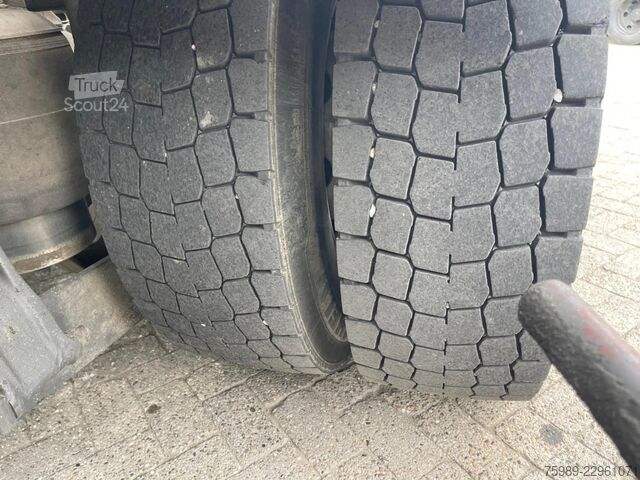 Hakenarmsystem Mercedes-Benz Actros 2541 493099 km original,  3 pedals,