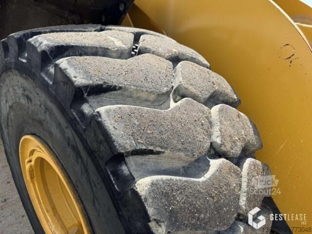 Chargeuse sur pneus Caterpillar 966M