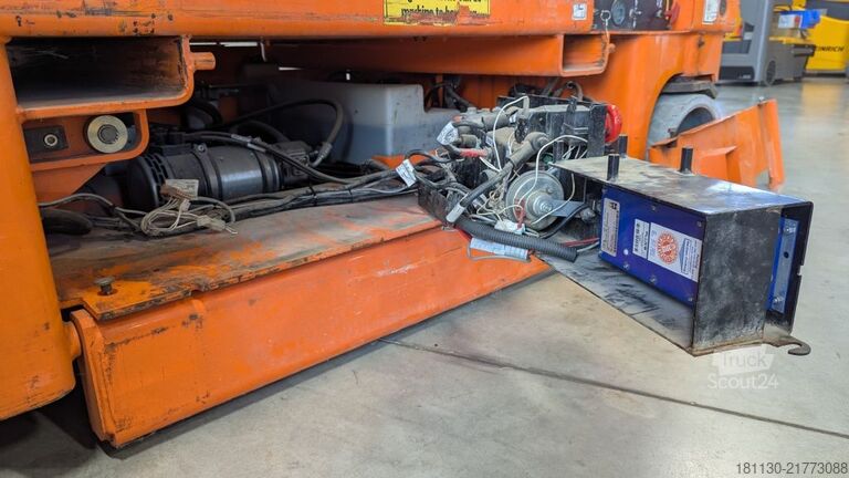 Pracovní plošina Haulotte Comapct 10