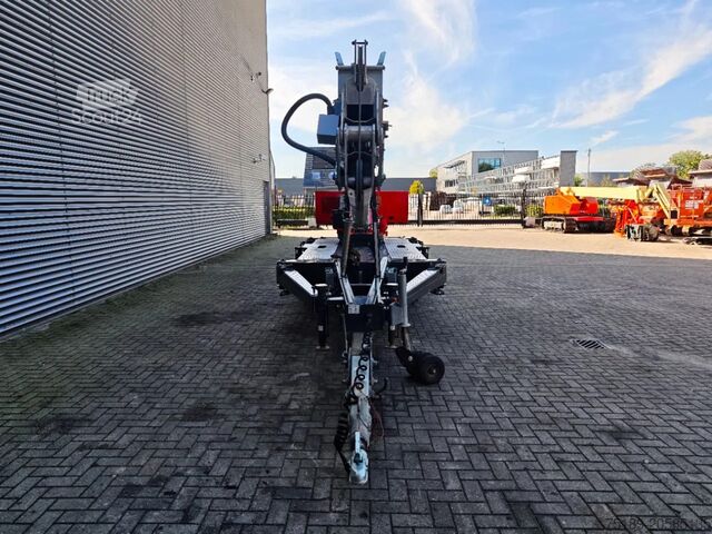 All-Terrain-Kran Böcker AHK 30/1400