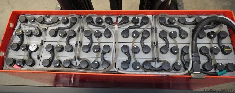 Skyvemasttruck Linde R 10 B 1120