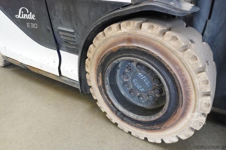 Gaffeltruck Linde E 30/600 HL 387