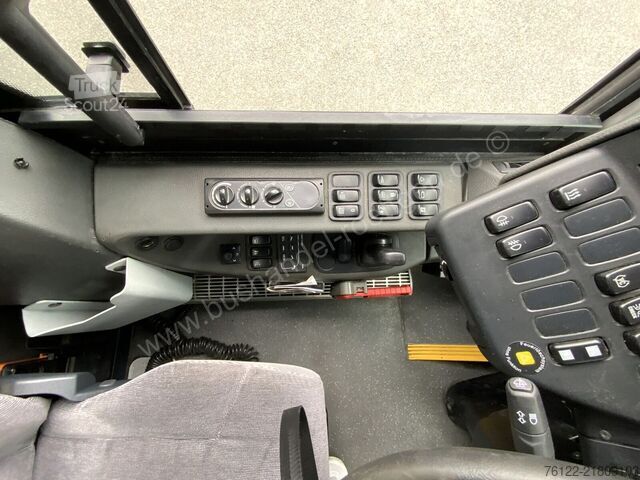 Autobus przegubowy Scania Citywide LF