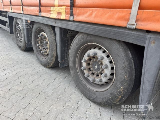Auflieger mit Pritsche & Plane Schmitz Cargobull Curtainsider Mega