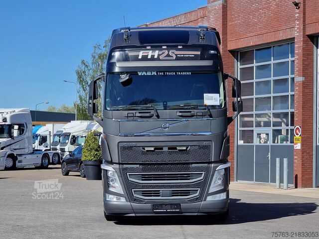 Standardni SZM Volvo FH 13.540 Globetrotter XL 6x2 - "25 year editio...