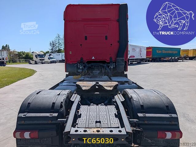 معيار SZM Mercedes-Benz Actros 1843