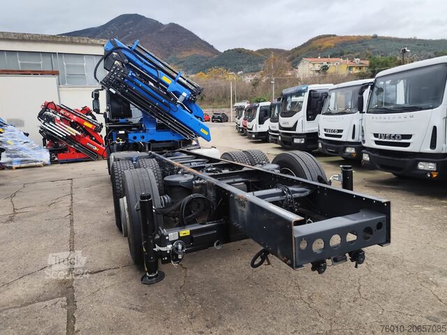 кран Iveco Stralis AD260S31