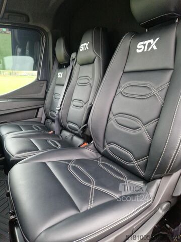 Transport af heste Renault Master Nieuw model STX S3 Automaat Pro-Safety h...