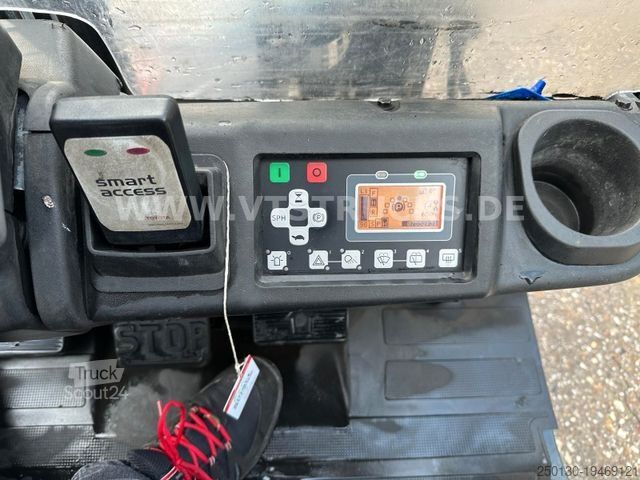 Front loader forklift TOYOTA 16 T 48V Elektro Lithium-Ionen Batterie