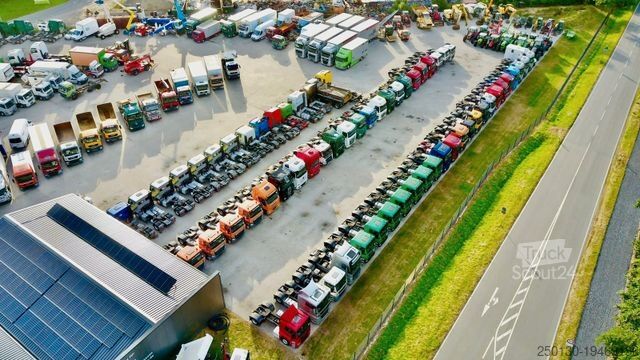 Objemový tahač MERCEDES-BENZ 1836 LSNRL Euro6 4x2 Voll-Luft *Motorschaden*