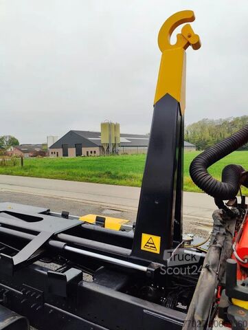 Système de bras à crochet MAN TGL 12.250 City-Abroller Container + Palfinger ...