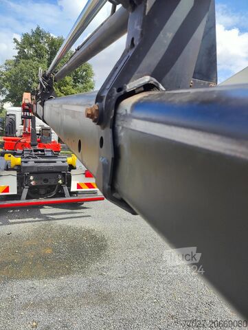 Haakarmsysteem MAN TGS 26.420 Container / Palfinger PK18002