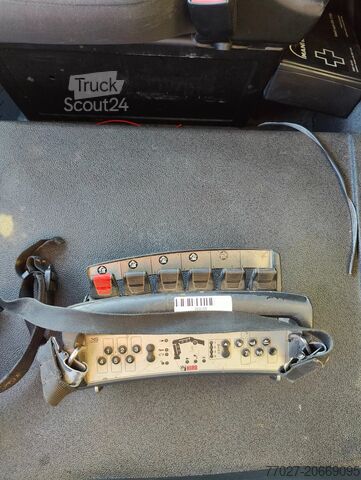 Lastplattform MAN TGM 18.250 Open box + HIAB 166-3