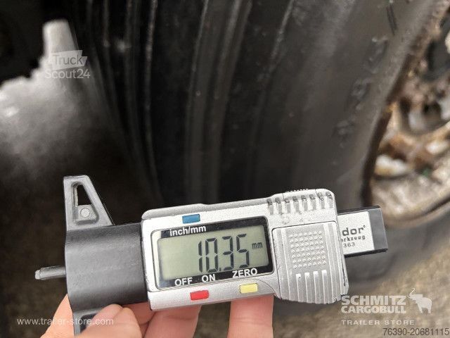 Naczepa otwarta z plandeką Schmitz Cargobull Semitrailer Curtainsider Mega