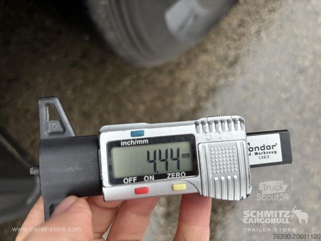 Naczepa otwarta z plandeką Schmitz Cargobull Semitrailer Curtainsider Mega