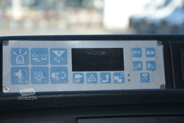 Itfaiye aracı ford Transit 115 FT300 2.2d Klima/Luftfederung/PDC