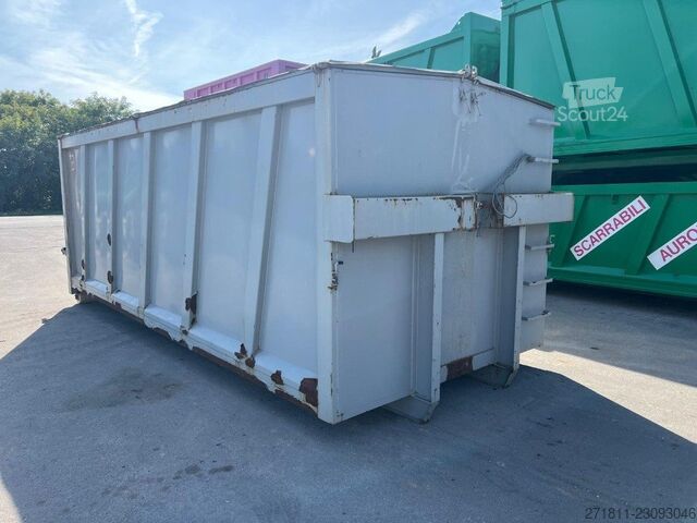 Hákový kontejner  CONTAINER SCARRABILE USATO CON COPERCHIO