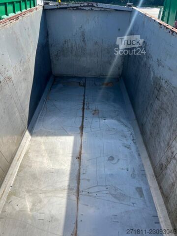 Hákový kontejner  CONTAINER SCARRABILE USATO CON COPERCHIO